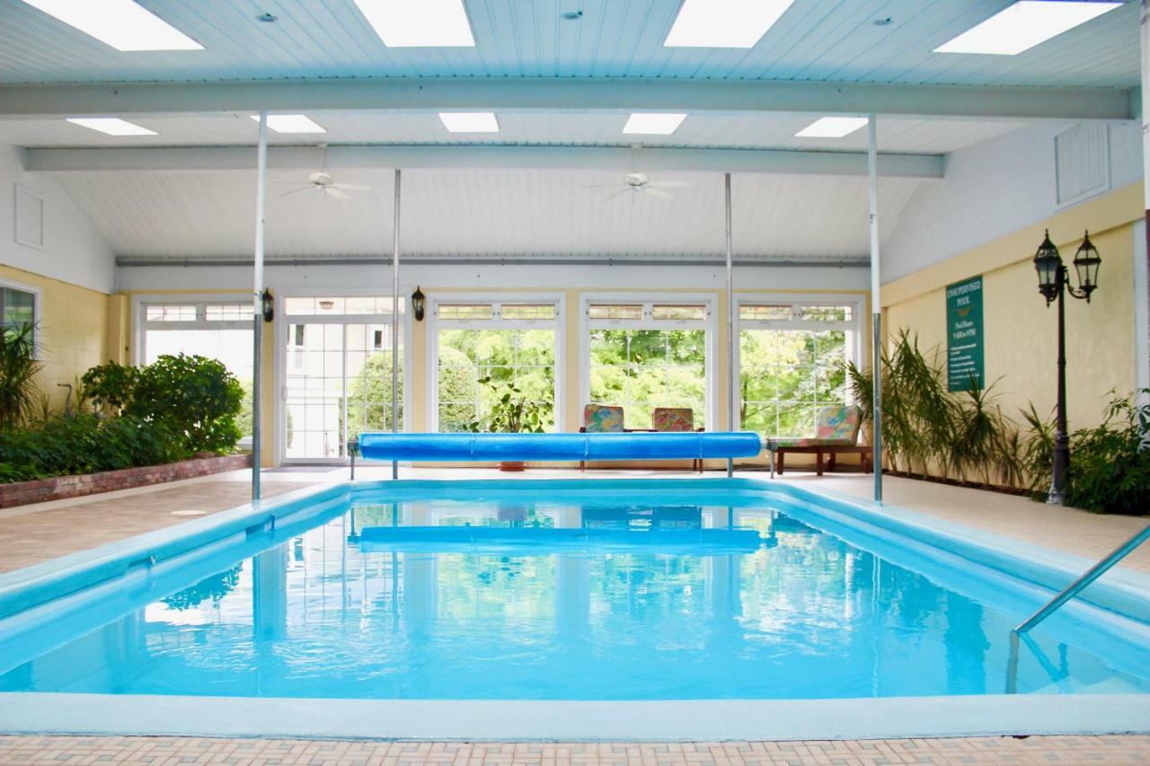 Evangeline Inn & Motel Grand-Pre Экстерьер фото